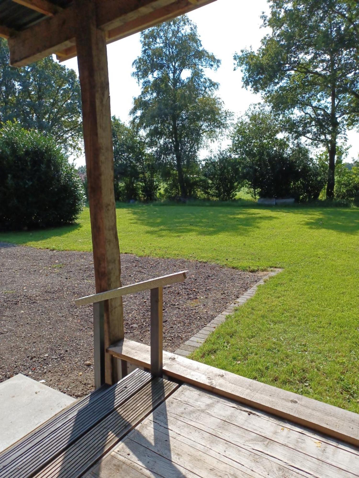 Pak Oe Rust, Bij Stacaravan Busscher Campsite *